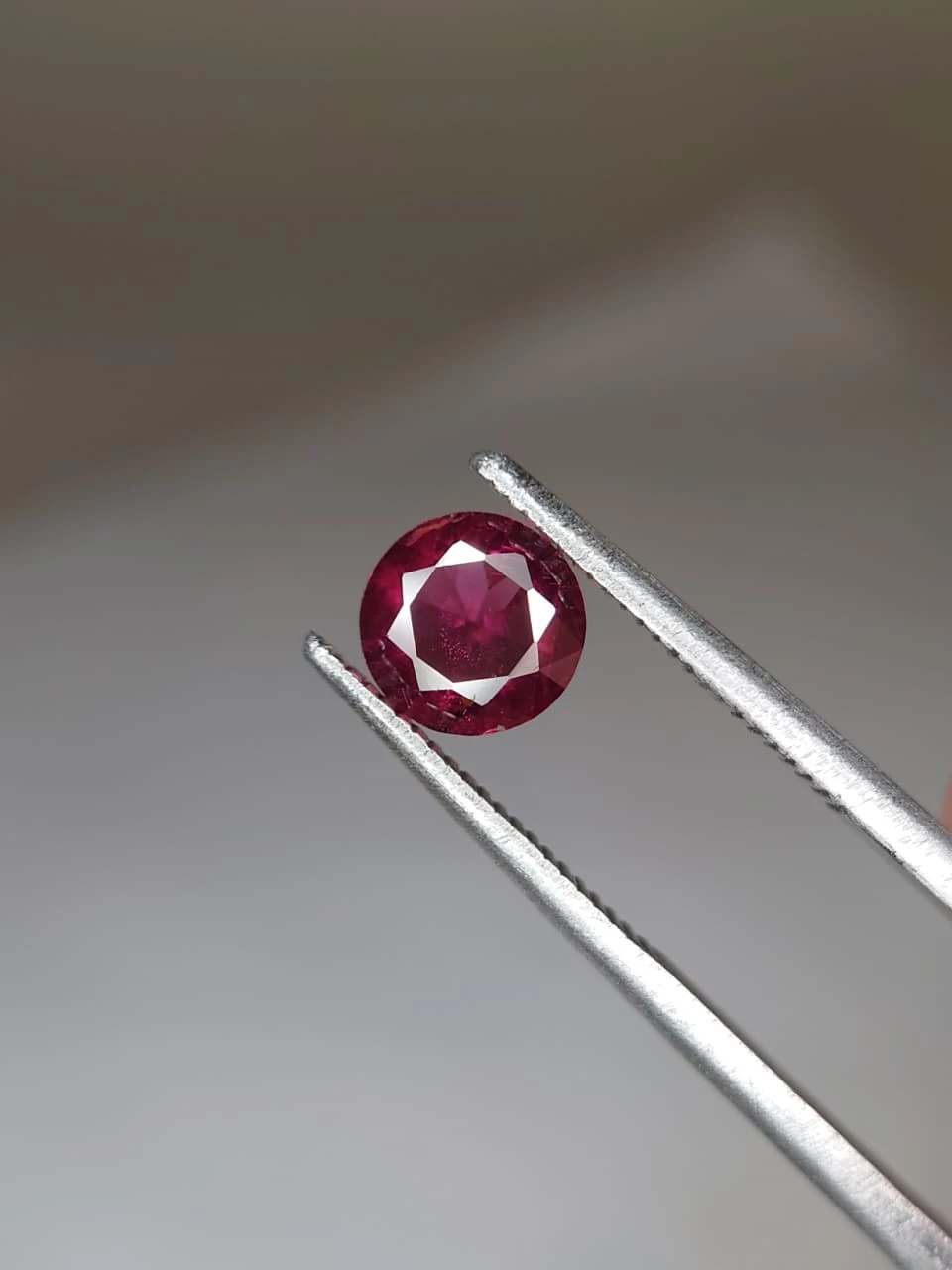 0.9ct Natural Malaya Garnet from Tanzania — view 3